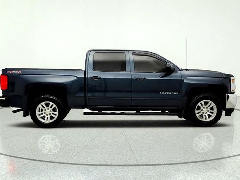 Used 2017 Chevrolet Silverado 1500 LT w/ All Star Edition AWD/4WD image 4