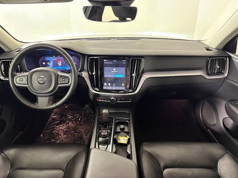 Used 2024 Volvo S60 B5 Core FWD image 37