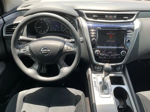 Used 2021 Nissan Murano S FWD image 11