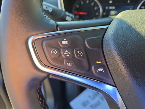 Used 2024 Chevrolet Equinox LT image 22