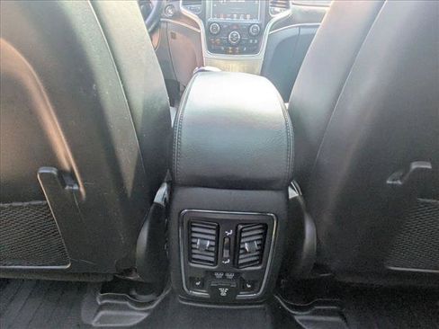 Used 2014 Jeep Grand Cherokee Summit AWD/4WD image 13