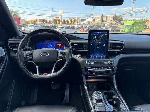 Used 2020 Ford Explorer ST w/ Premium Technology Package image 16