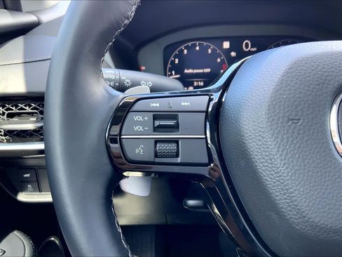 Used 2025 Acura ADX FWD image 24