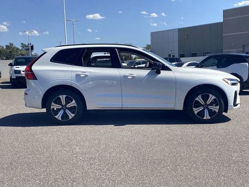 New 2025 Volvo XC60 T8 Plus image 6