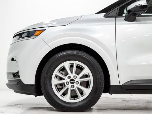 Certified 2023 Kia Carnival LX FWD image 30
