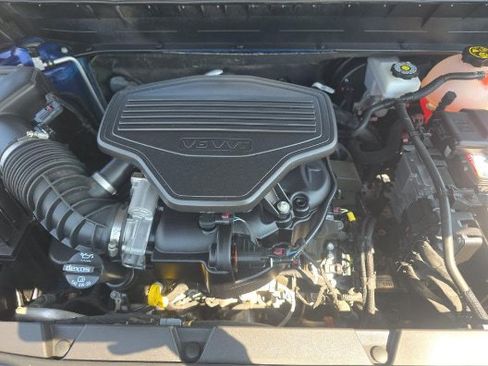 Used 2023 GMC Acadia AT4 AWD/4WD image 17