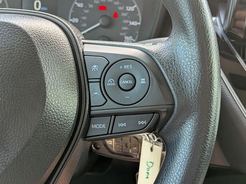 Used 2025 Toyota Corolla LE FWD image 24