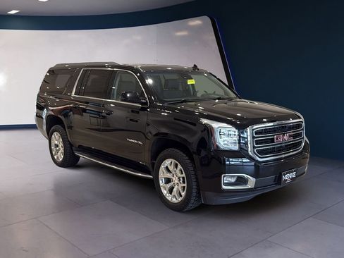 Used 2017 GMC Yukon XL SLT w/ HD Trailering Package AWD/4WD image 1
