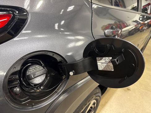 Used 2026 Subaru Crosstrek 2.5i Limited w/ Crosstrek Mirror Package AWD/4WD image 59