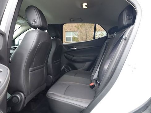 Used 2025 Buick Encore GX Preferred image 23