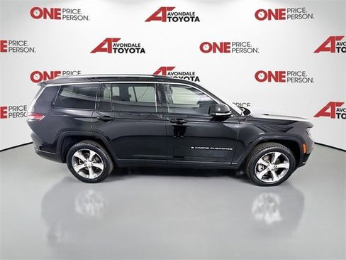 Used 2023 Jeep Grand Cherokee L Limited image 8