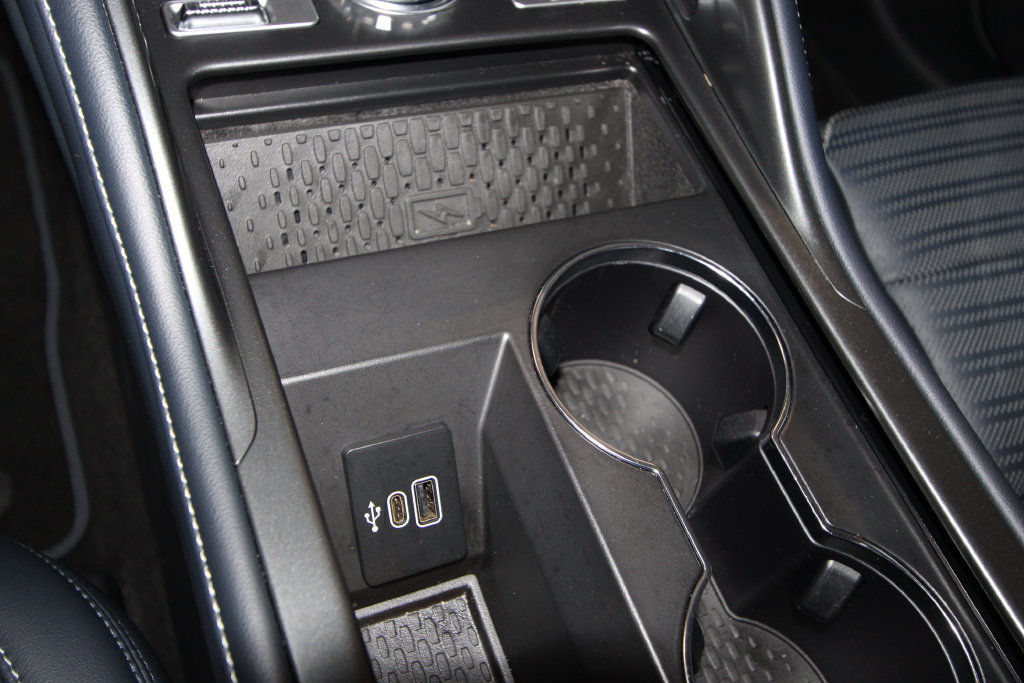 Used 2025 Lincoln Nautilus Reserve AWD/4WD image 21