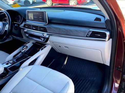 Used 2021 Kia Telluride EX w/ EX Premium Package image 16