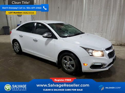 Used 2015 Chevrolet Cruze LT w/ Technology Package image 4