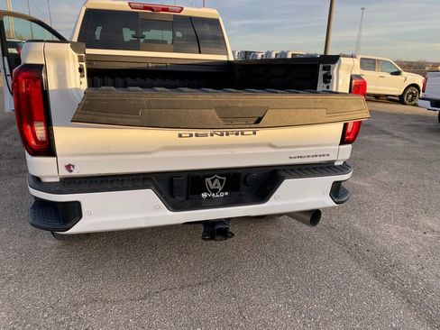 Used 2023 GMC Sierra 2500 Denali w/ Denali Ultimate Package image 40