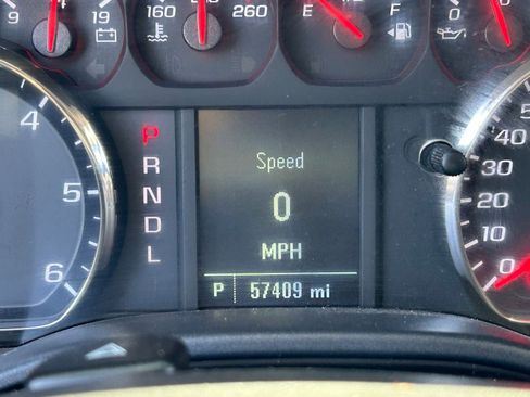 Used 2019 Chevrolet Silverado 1500 Custom AWD/4WD image 20