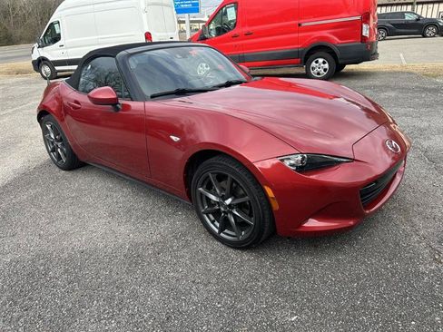 Used 2017 MAZDA MX-5 Miata Grand Touring image 6