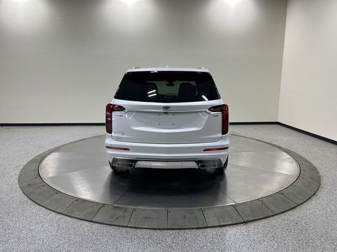 Used 2024 Cadillac XT6 Premium Luxury w/ Platinum Package image 8
