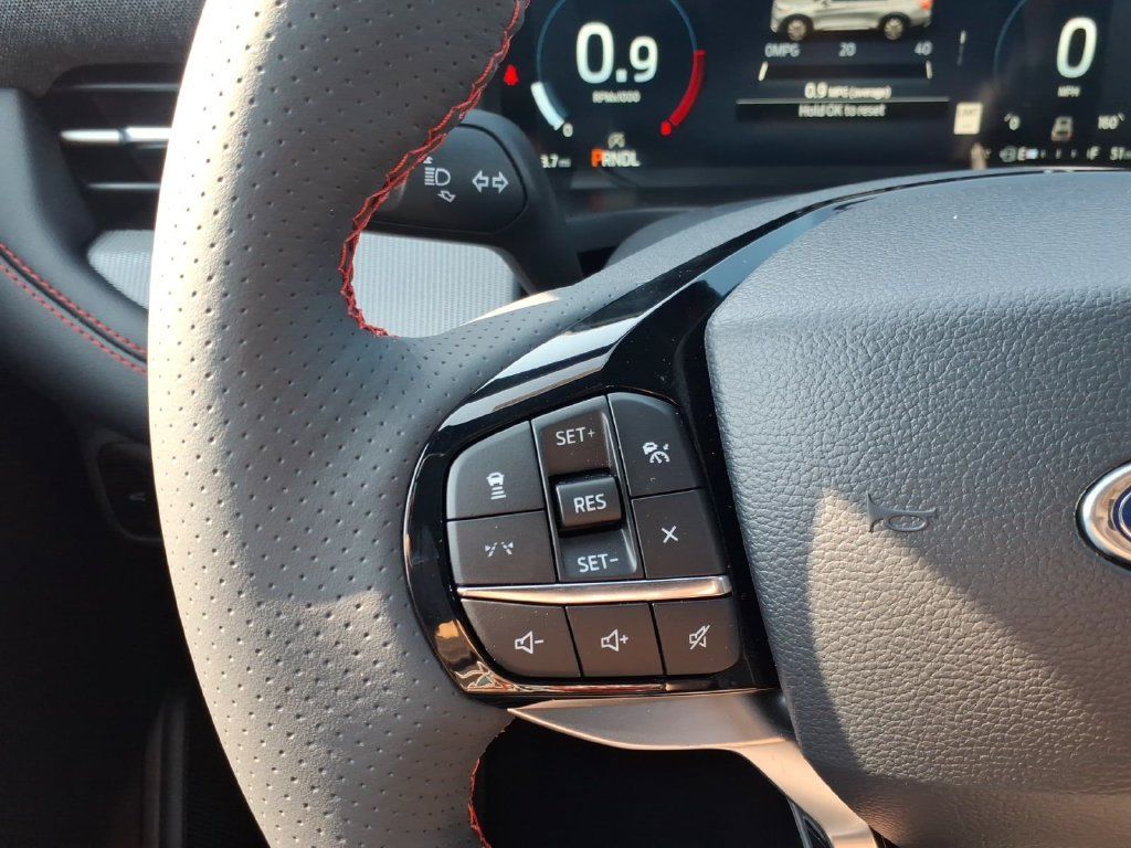 Used 2026 Ford Explorer ST-Line AWD/4WD image 20