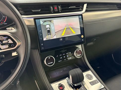 Used 2025 Jaguar F-PACE R-Dynamic S image 25