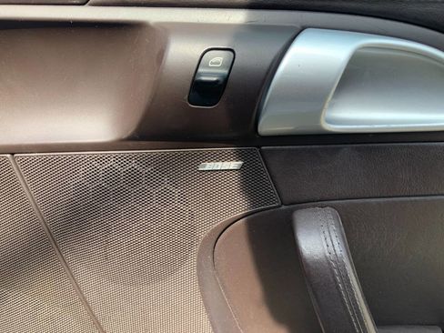 Used 2006 Porsche 911 Carrera 4S AWD/4WD image 9