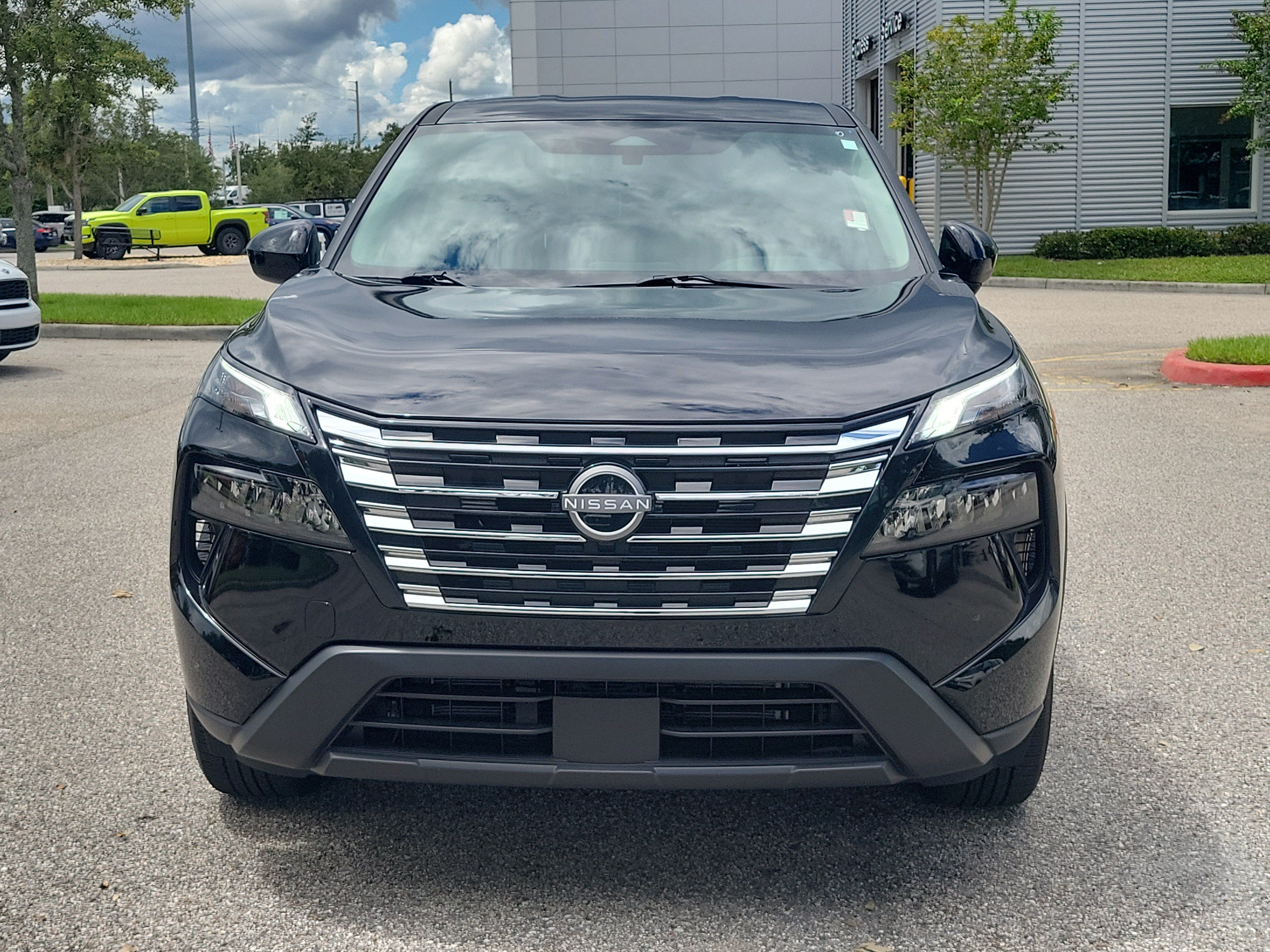 Certified 2026 Nissan Rogue SV w/ Cold Weather Package FWD image 2