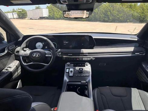 New 2025 Hyundai Palisade Calligraphy image 17