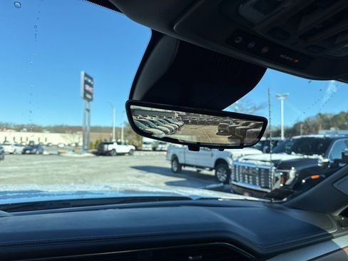 Used 2024 GMC Sierra 2500 Denali w/ Denali Reserve Package image 27