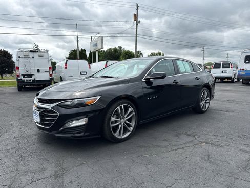 Certified 2022 Chevrolet Malibu LT FWD image 1
