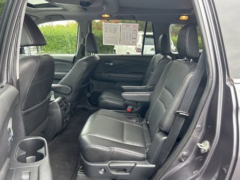 Used 2019 Honda Pilot Elite image 15