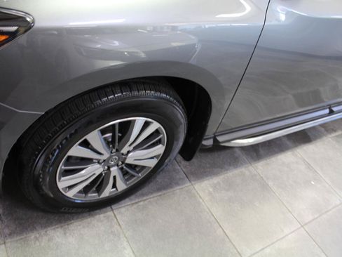 Used 2020 Nissan Pathfinder SL AWD/4WD image 36