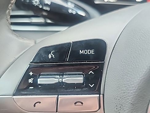 Used 2022 Hyundai Elantra SEL w/ Convenience Package image 7