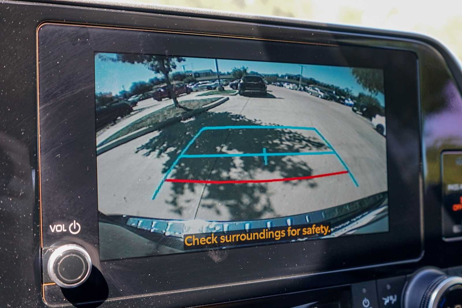 Used 2023 Toyota Highlander XLE FWD image 17