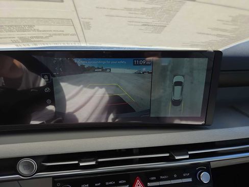 New 2026 Hyundai Tucson Limited image 12