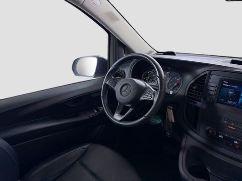Used 2023 Mercedes-Benz Metris image 23