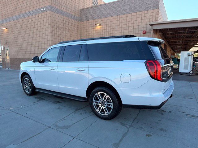 Used 2025 Ford Expedition Max Active AWD/4WD image 11