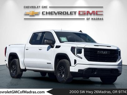 Used 2022 GMC Sierra 1500 Elevation w/ Preferred Package