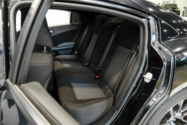 Used 2022 Dodge Charger Scat Pack w/ Harman/Kardon Audio Group RWD image 39