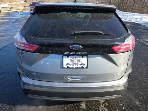 Used 2021 Ford Edge SEL w/ Convenience Package image 13
