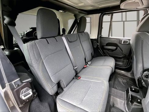 Used 2024 Jeep Wrangler Unlimited Sport AWD/4WD image 23