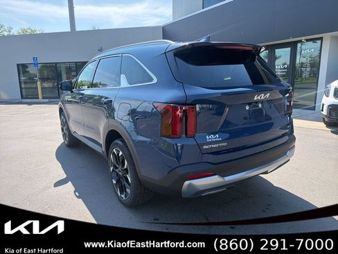 New 2026 Kia Sorento EX AWD/4WD image 10