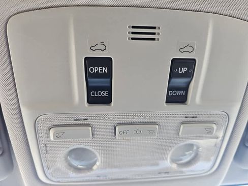 Used 2015 Toyota RAV4 XLE w/ Outdoor Package image 22