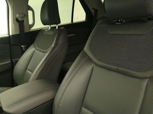Certified 2025 Ford Explorer Active w/ Active Comfort Package AWD/4WD image 21