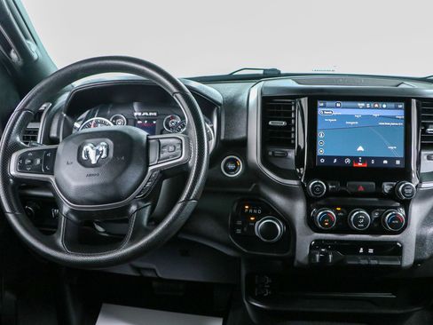Used 2024 RAM 2500 Tradesman w/ Chrome Appearance Group AWD/4WD image 18