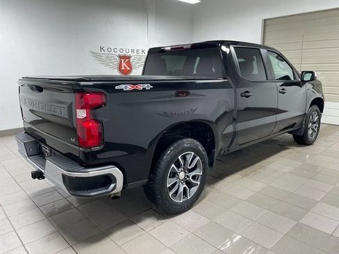 Used 2024 Chevrolet Silverado 1500 LT AWD/4WD image 6