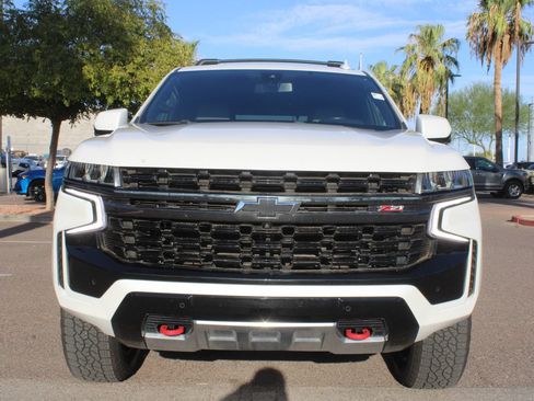 Used 2022 Chevrolet Tahoe Z71 w/ Z71 Off-Road Package AWD/4WD image 9