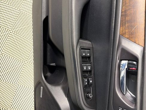 Used 2015 Subaru Outback 2.5i Limited image 10