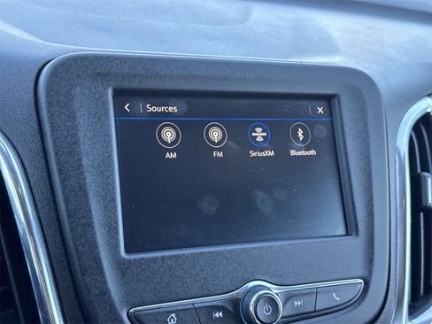 Used 2022 Chevrolet Equinox LT image 19