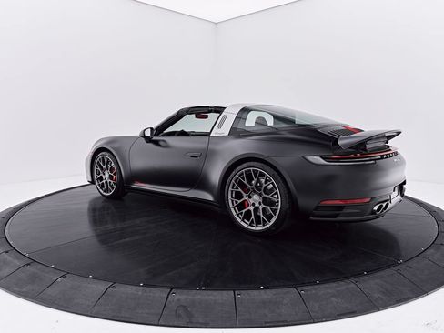 Used 2021 Porsche 911 Targa 4S AWD/4WD image 18