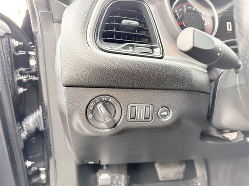 Used 2022 Dodge Challenger GT AWD/4WD image 12